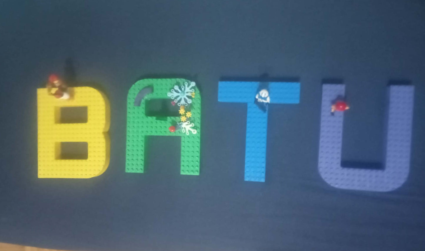 Custom 3D Printed Name Letters – LEGO-Style Decorative Gift